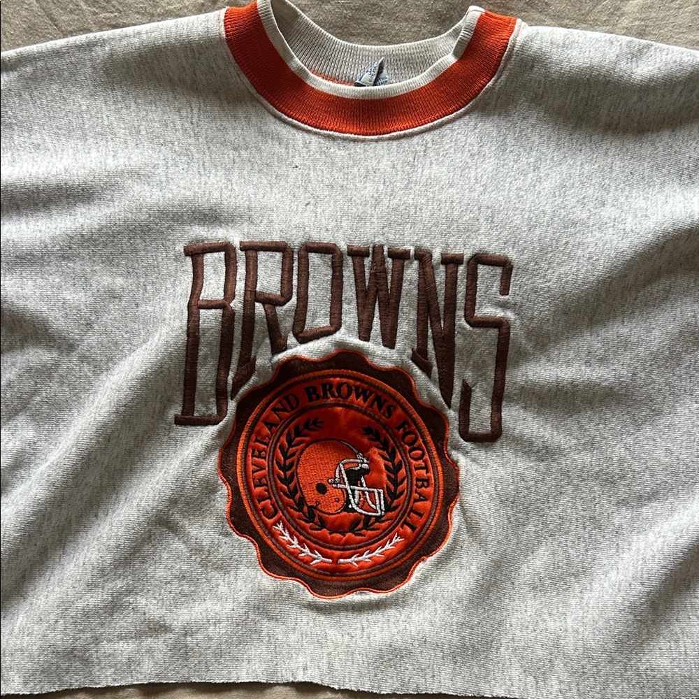 ✨ VNTG CLEVELAND BROWNS CROPPED CREWNECK SZ L